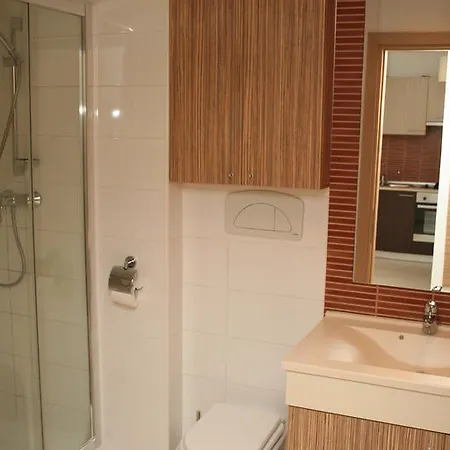 Top Rooms Aparthotel Hotel de apartamente