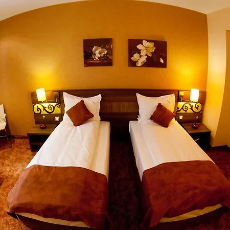 Top Rooms Aparthotel