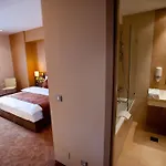 Top Rooms Aparthotel