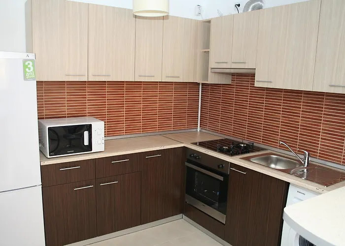 Top Rooms Aparthotel 4*