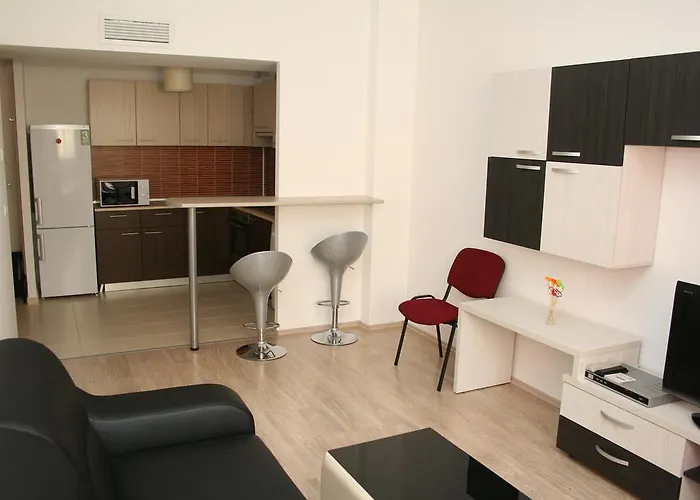 Top Rooms Aparthotel 4* Бухарест