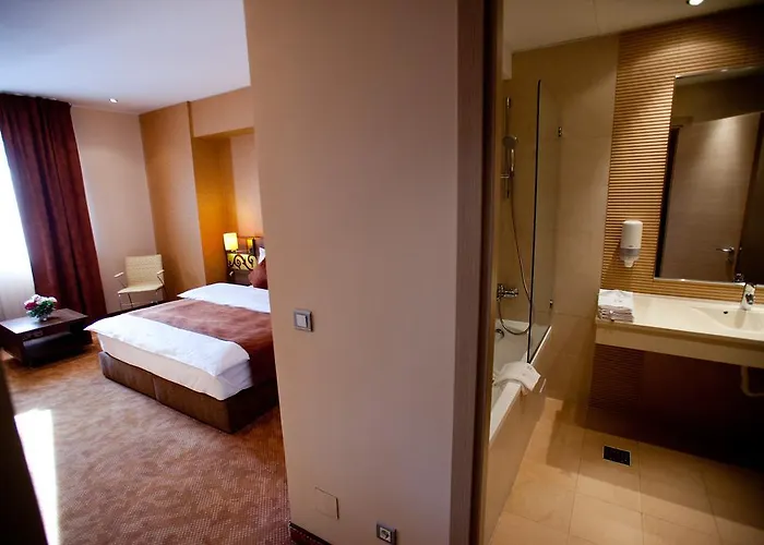 Top Rooms Aparthotel